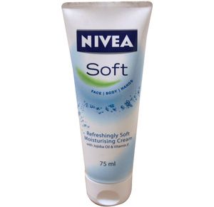 Nivea Soft Refreshingly Soft Moisturizing Creme